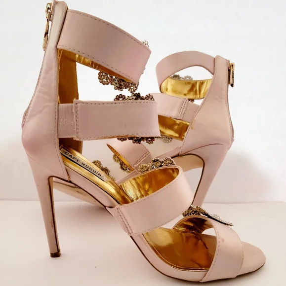 Cape Robbin heels - Picture 6 of 7